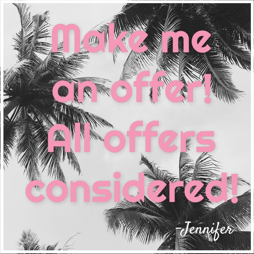 Cleaning out my closet! Don’t be afraid to make me an offer! ❤️